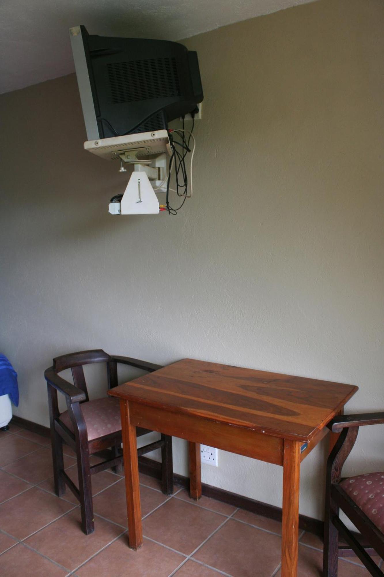Columbus Guest House Mbombela Oda fotoğraf